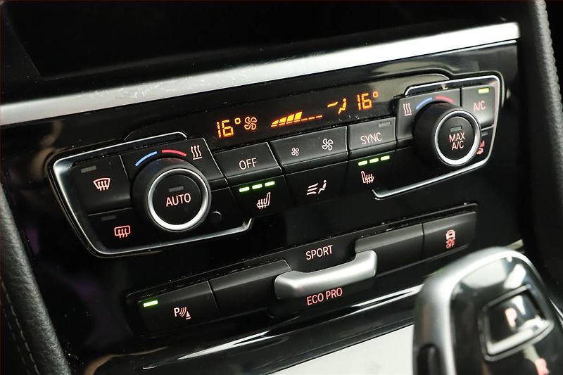 BMW Řada 2 (2020) 218i Gran Tourer, Automat - fotka 16 z 23