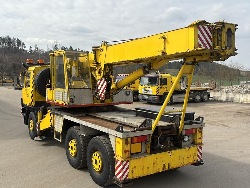 Tatra T815 AV 14 6X6 - fotka 8 z 22