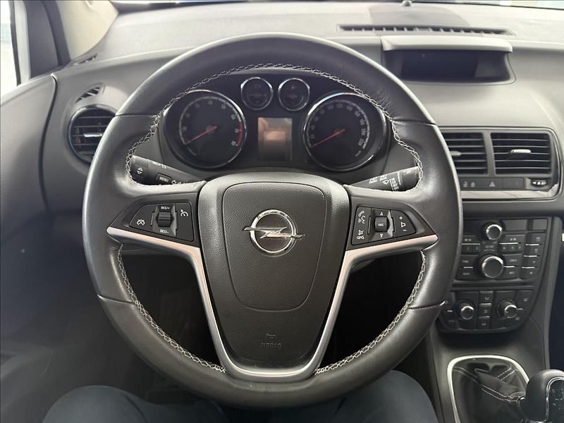 Opel Meriva 1,4   88kW,SERVISKA - fotka 14 z 23
