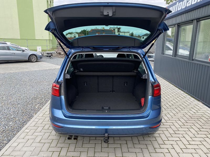 Volkswagen Golf Sportsvan 1.4 TSI 92kW- ALU - PDC -TAŽNÉ - fotka 34 z 46