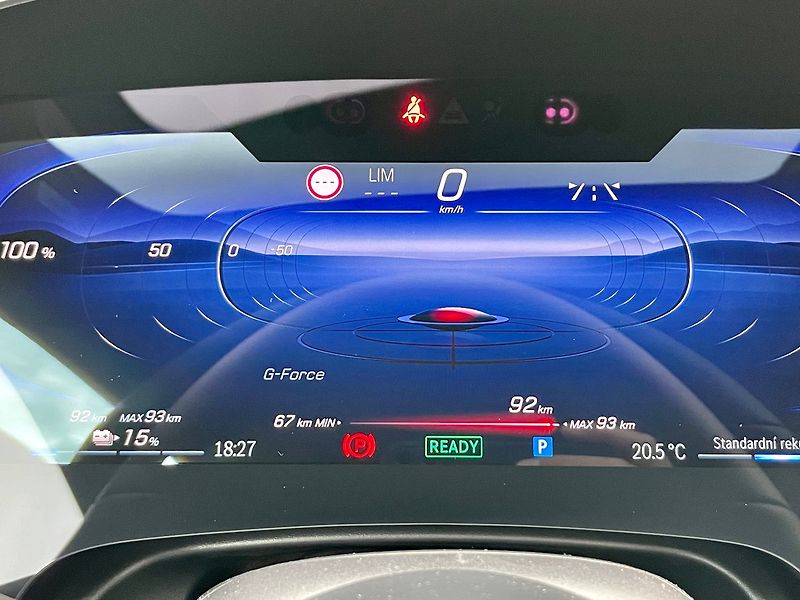 Mercedes-Benz EQS (2025) 450 4MATIC Linie AMG - fotka 26 z 29