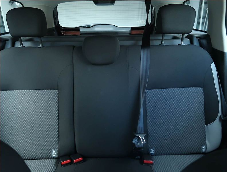 Dacia Logan (2016) 1.2 16V - fotka 10 z 14