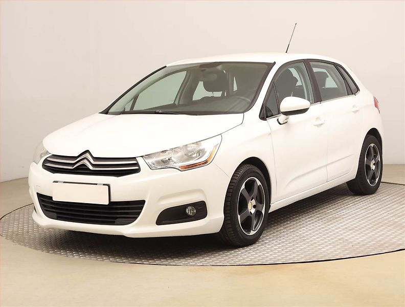 Citroën C4 (2014) 1.6 VTi, Serv.kniha, Tempomat - fotka 2 z 17
