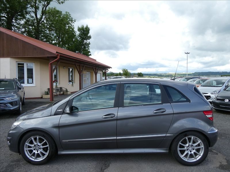 Mercedes-Benz Třídy B 1,7 i 85kW - fotka 6 z 34