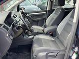 Volkswagen Touran (2013) 1.6 TDi DSG, DSG, AC - náhled 9