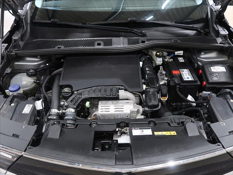Opel Mokka 1,2 96 KW Automat zánovní - fotka 9 z 35