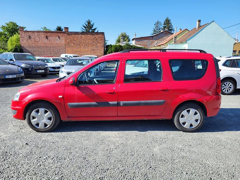 Dacia Logan MCV 1.6 i 16V ARCTICA 7-míst - fotka 2 z 48