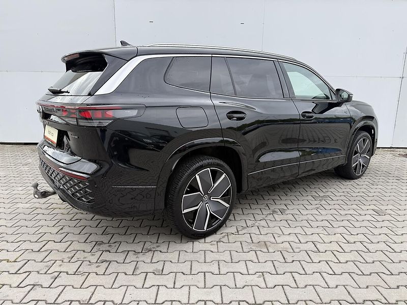 Volkswagen Tayron DSG 4M 2,0 TDi 142 kW R-Line - fotka 2 z 25