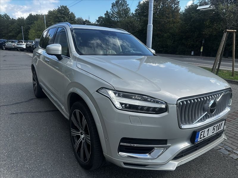 Volvo XC90 2,0 - fotka 5 z 21