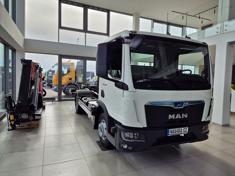 MAN TGL 12.190 TRAKTOR KONTEJNEROVKA  - fotka 2 z 10