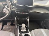 Peugeot 2008 (2020) 1.2 pure tech EAT8 130k ALLURE - náhled 11