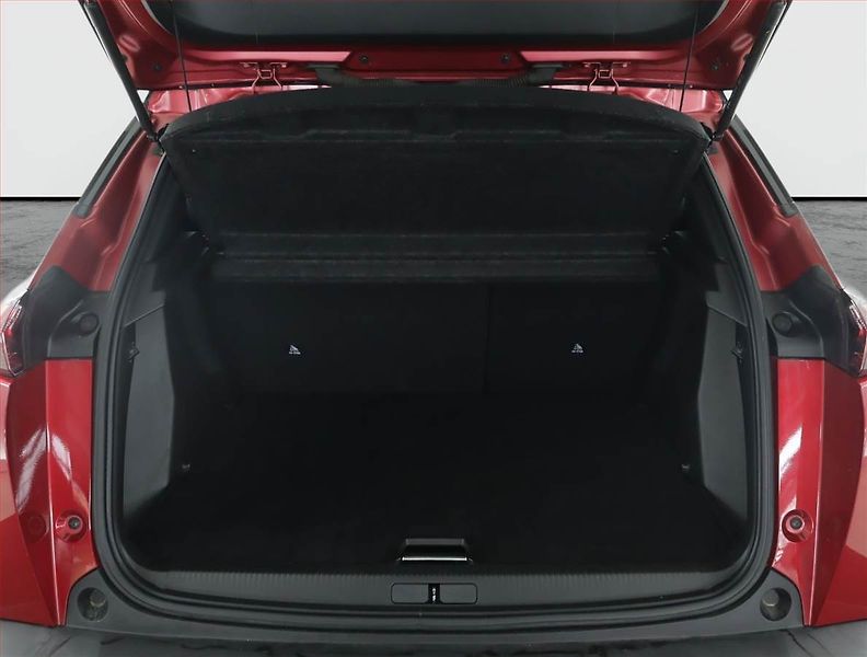 Peugeot 2008 (2021) GT 50 kWh, SoH 85%, Automat - fotka 14 z 19