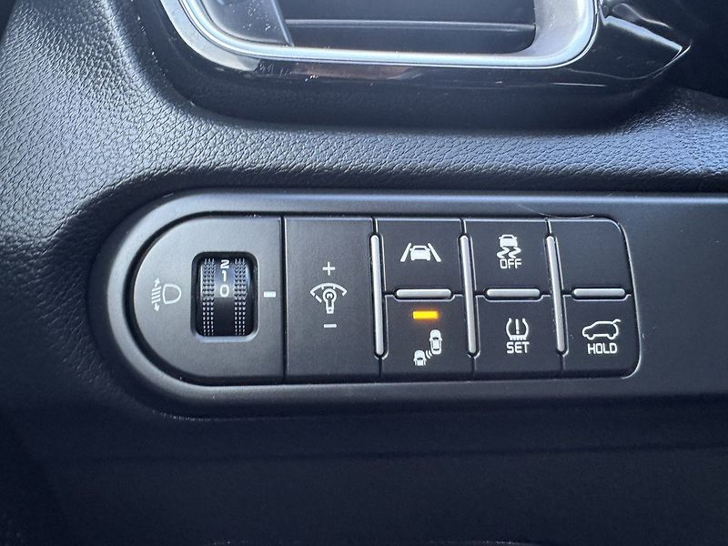Kia Ceed (2022) 1.5i TGDi GT-Line Automat LED - fotka 8 z 49