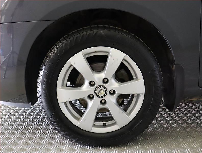 Kia Carens (2007) 2.0 CRDi, po STK, Tažné - fotka 15 z 17