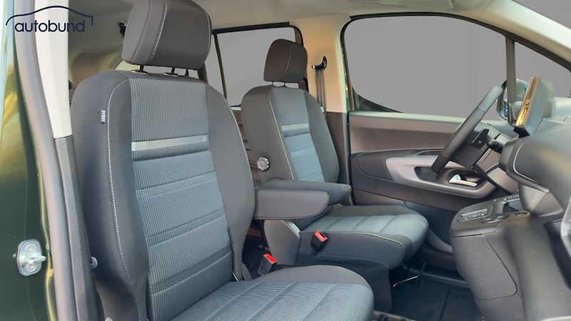 Fiat Dobló 1,5 BlueHDi AT8 L2 Maxi 7-Sitz - fotka 5 z 7