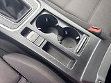 Volkswagen Passat 2.0TDI 110KW MANUAL MATRIX - náhled 24