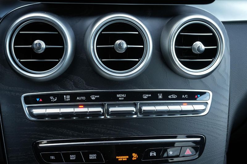 Mercedes-Benz GLC 300e, 4Matic, ČR, Vzduch - fotka 17 z 33