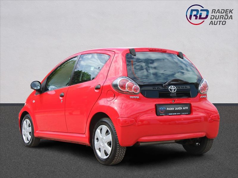 Toyota Aygo 1,0 VVT-i  NOVÉ V ČR - fotka 7 z 15