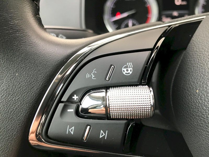 Škoda Karoq (2022) STYLE Plus TSI 1.5/110KW 6MP - fotka 13 z 25