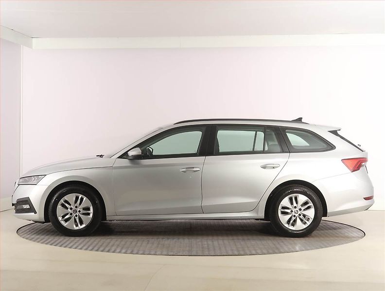 Škoda Octavia (2022) Ambition 2.0 TDI, Automat - fotka 3 z 30