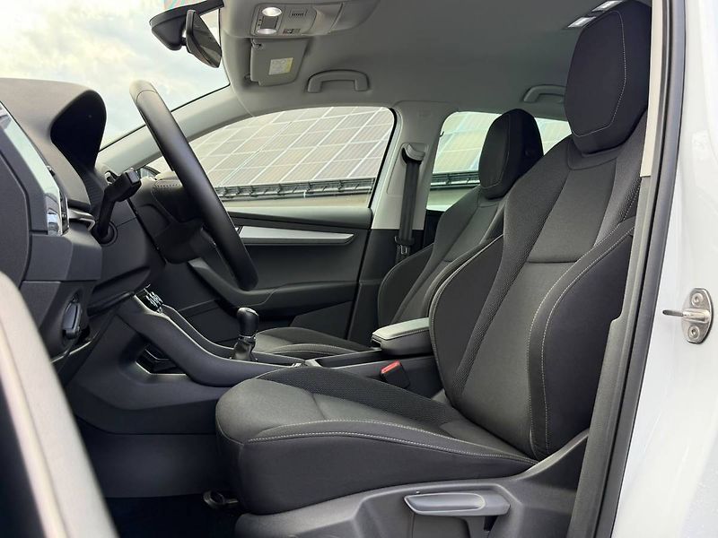 Škoda Karoq Ambition 1,5 TSI 110 kW 6° MP - fotka 7 z 41