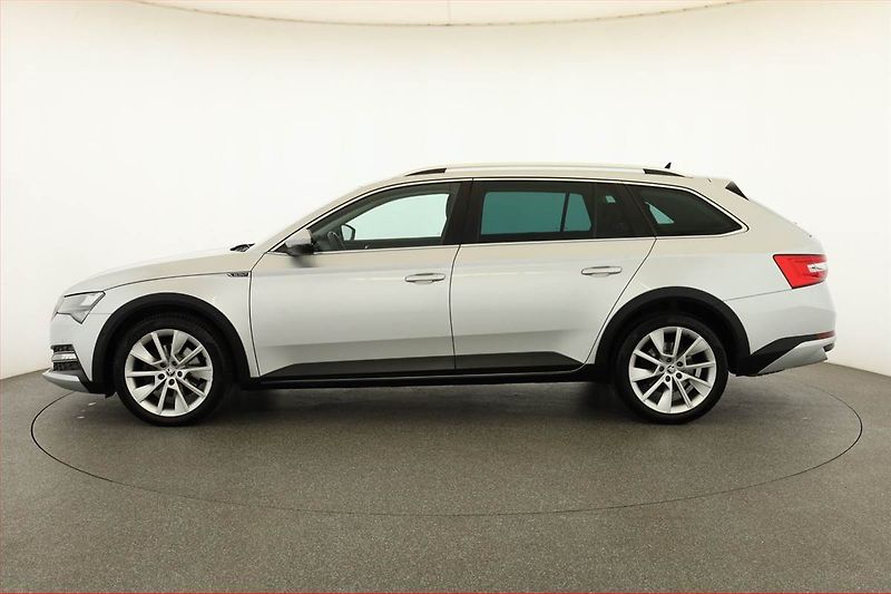 Škoda Superb (2022) Scout 2.0 TDI - fotka 3 z 15
