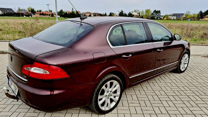 Škoda Superb 2.0 TDI 125 kw 1. majitel  - fotka 5 z 21