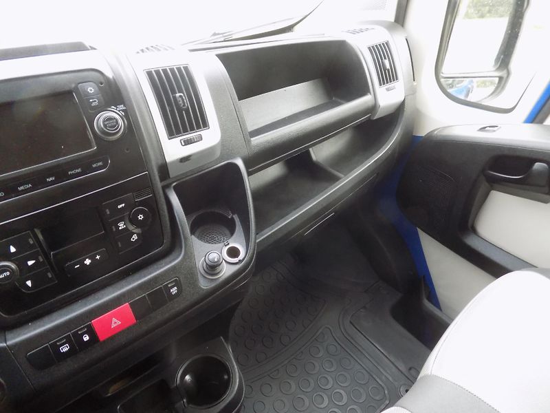 Fiat Ducato (2019) 2,3 96KW 7MÍST VALNÍK  - fotka 21 z 40