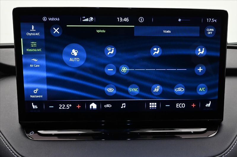 Škoda Enyaq iV BEV 60 132kW SportPlus Záru - fotka 18 z 28