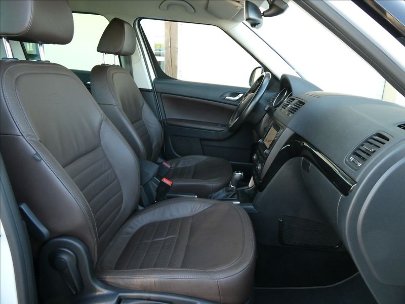 Škoda Yeti 1,4 TSi 90kW DSG Laurin&Klemen - fotka 22 z 43