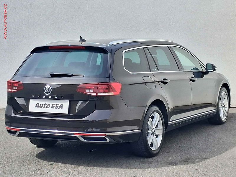 Volkswagen Passat (2020) 2.0TDI, ČR, Navi, LED, AC - fotka 4 z 20