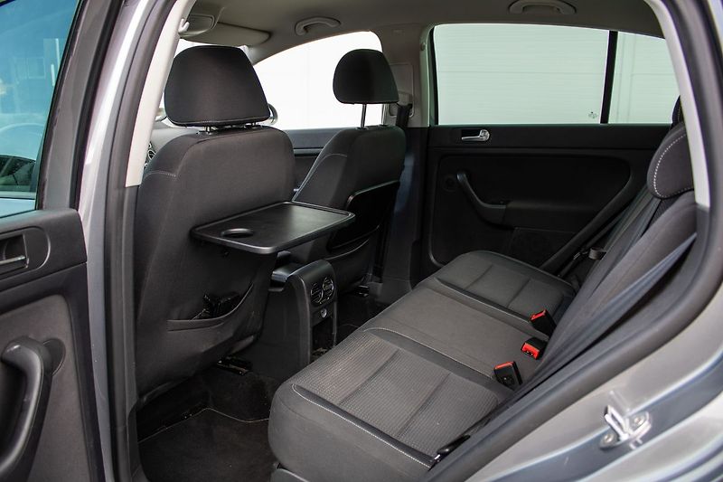 Volkswagen Golf Plus - fotka 24 z 26