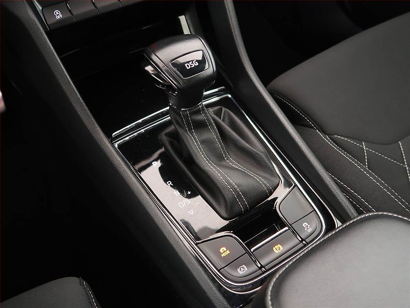 Škoda Karoq (2020) Sportline 1.5 TSI, ČR - fotka 13 z 26