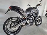 Honda CB 125R.