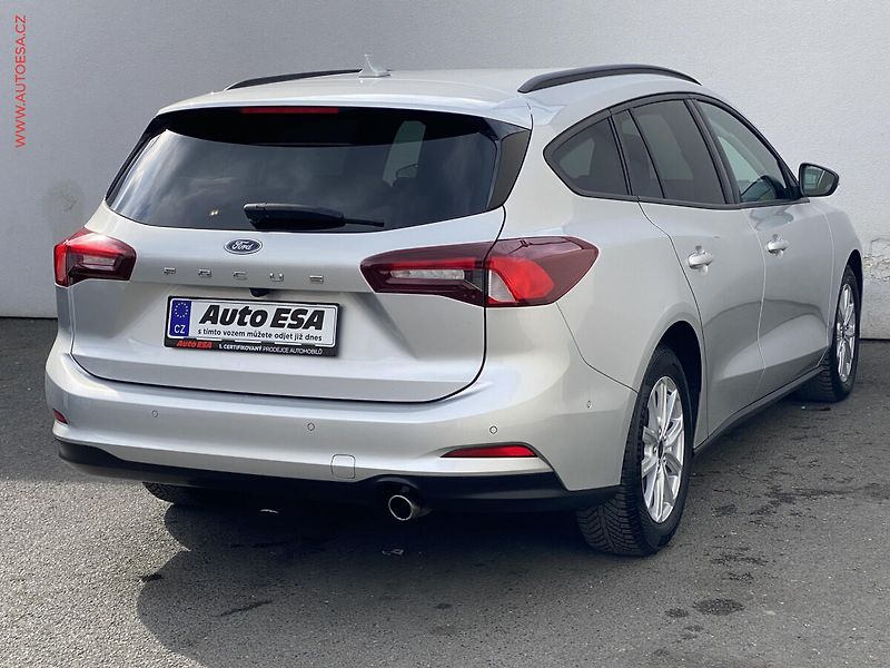 Ford Focus (2022) 1.5 TDCi, Trend Plus, LED - fotka 4 z 17