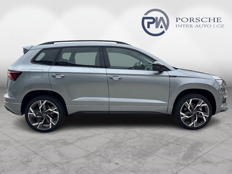 Škoda Karoq SPORTLINE 1,5 TSI 110 kW DSG - fotka 8 z 30