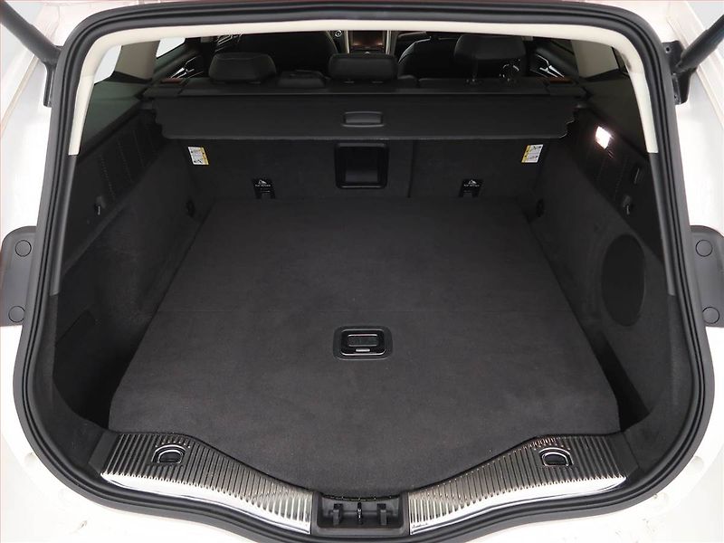Ford Mondeo (2020) Vignale 2.0 EcoBlue, 4X4 - fotka 14 z 21
