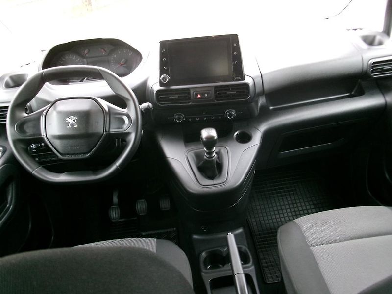 Peugeot Rifter (2022) 1.2i KOUPENO ČR,1.MAJITEL - fotka 9 z 16