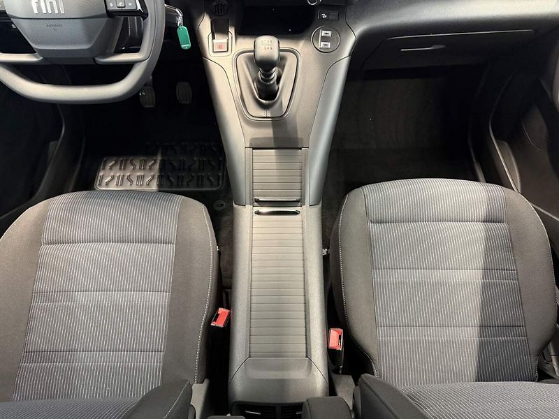 Fiat Qubo L (2026) Icon 1.5 BlueHDI 130k MT6 - fotka 8 z 18