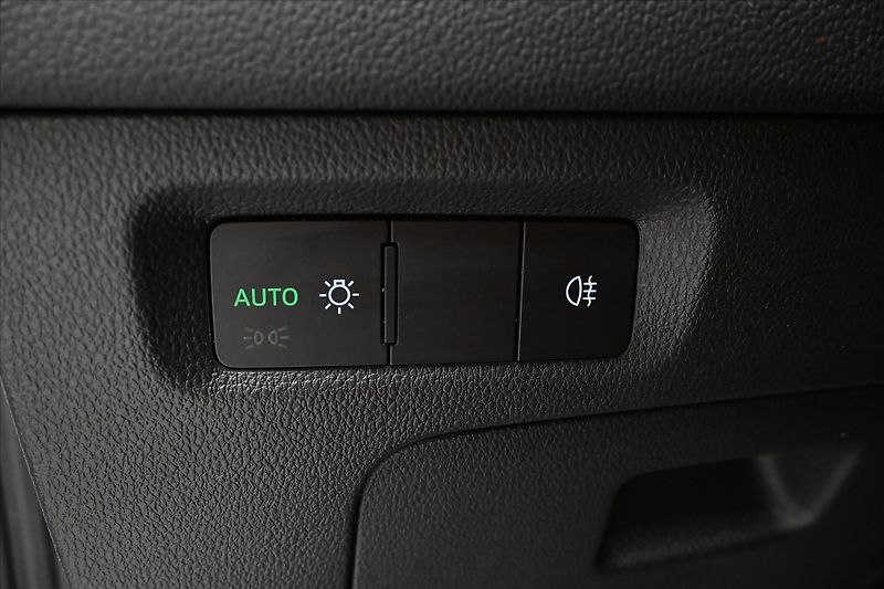 Škoda Octavia 2,0 TDI 110kW 4x4 DSG Ambition - fotka 26 z 30