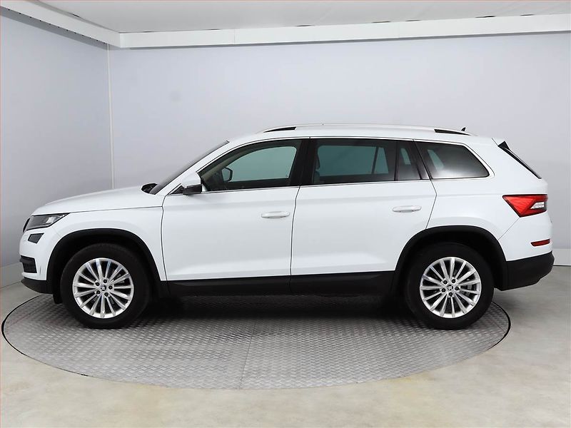 Škoda Kodiaq (2018) 2.0 TDI, Automat, Serv.kniha - fotka 3 z 19