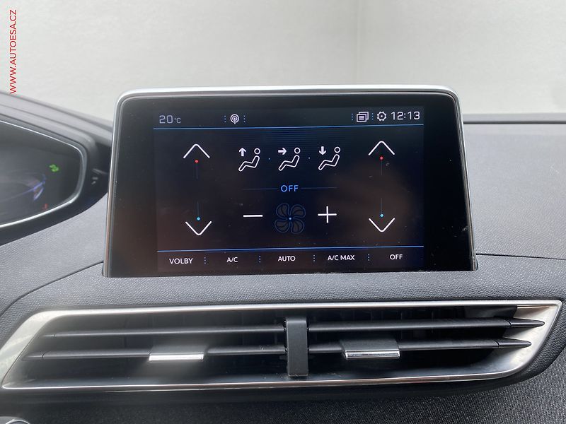 Peugeot 5008 (2017) 1.2 PT 7míst, Allure, LED - fotka 16 z 20