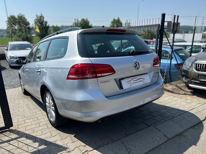 Volkswagen Passat Variant (2011) 1.6TDi NAVI, PRAVIDELNÝ SERVIS - fotka 4 z 16