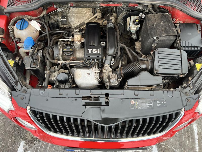 Škoda Yeti 1.2TSI 77KW,1MAJ,TZ,KLIMA,CZ - fotka 40 z 41