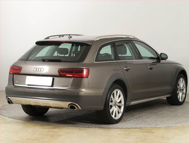 Audi A6 Allroad (2015) 3.0 TDI, 4X4, Automat - fotka 5 z 22