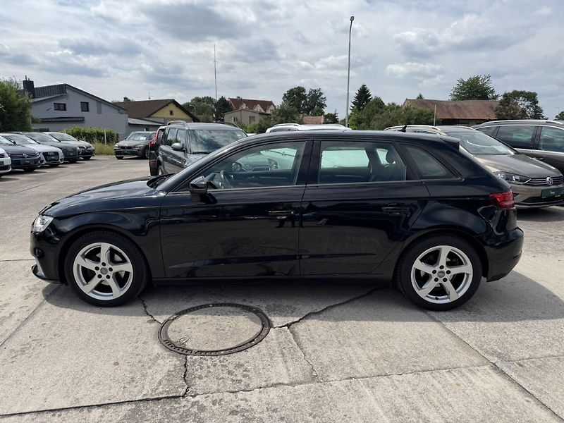 Audi A3 - fotka 3 z 12