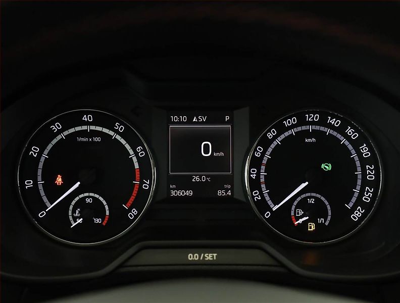 Škoda Octavia (2015) RS 2.0 TSI, Automat, ČR,1.maj - fotka 9 z 18