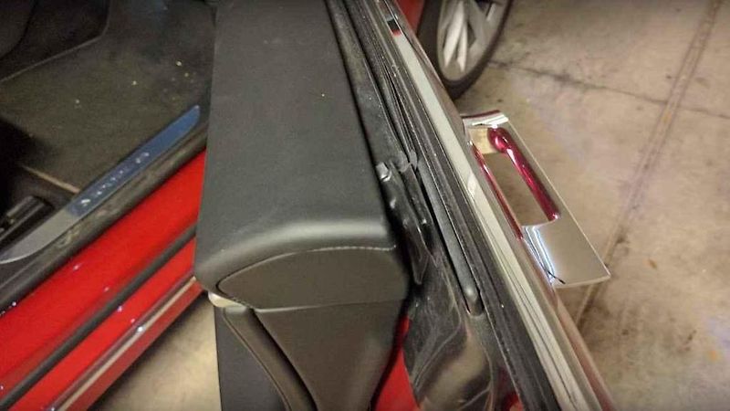 Všechny problémy majitele Tesly za rok vlastnictví.