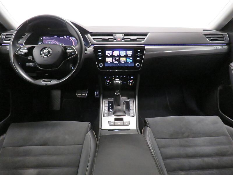 Škoda Superb - fotka 5 z 25