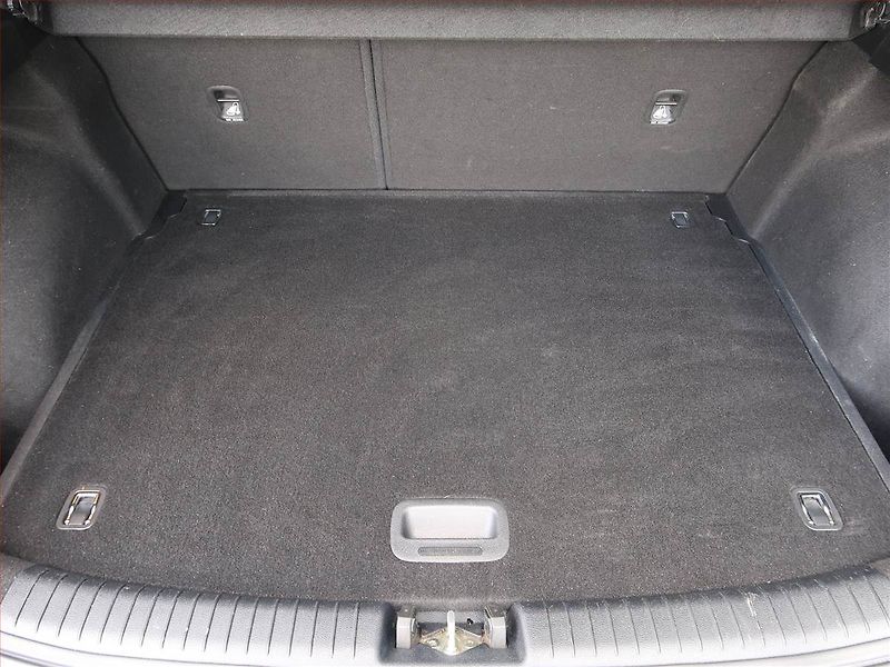 Kia Ceed (2020) Silver 1.0 T-GDI, Serv.kniha - fotka 13 z 17